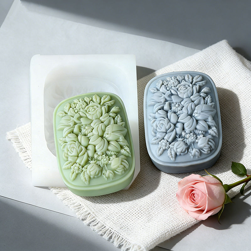 Soap Making In Home - Vierkante siliconen zeepvorm met roos- en