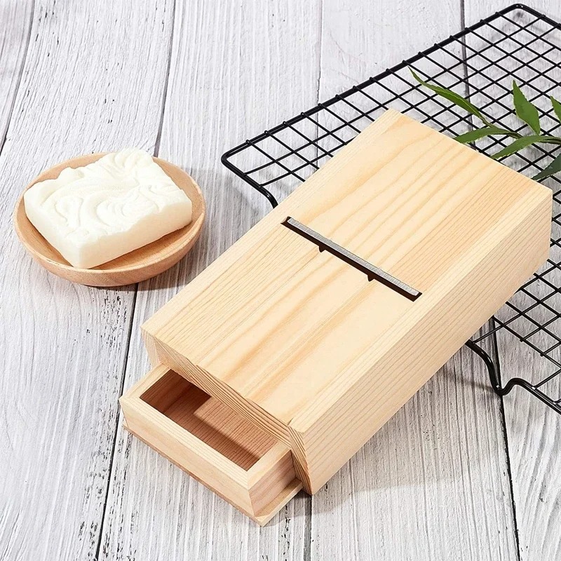Zeepsnijder Ladekastje Houten  - Soap Making Books recensie en prijs